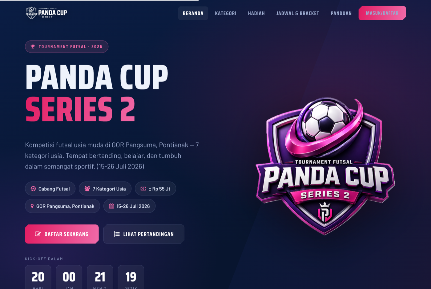Halaman beranda menampilkan kategori, hadiah, jadwal, dan tombol Daftar.